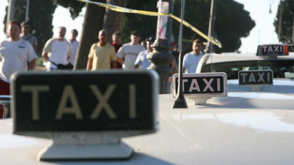 Ci sono ancora pochi taxi in Italia
