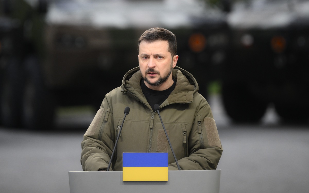 Guerra Ucraina, Zelensky da Macron per rafforzare lo scudo aereo: tutti i dettagli dell’intesa