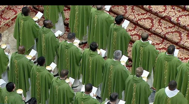 I vescovi Usa mettono in pratica la strategia suggerita da Leone XIV sulle politiche migratorie