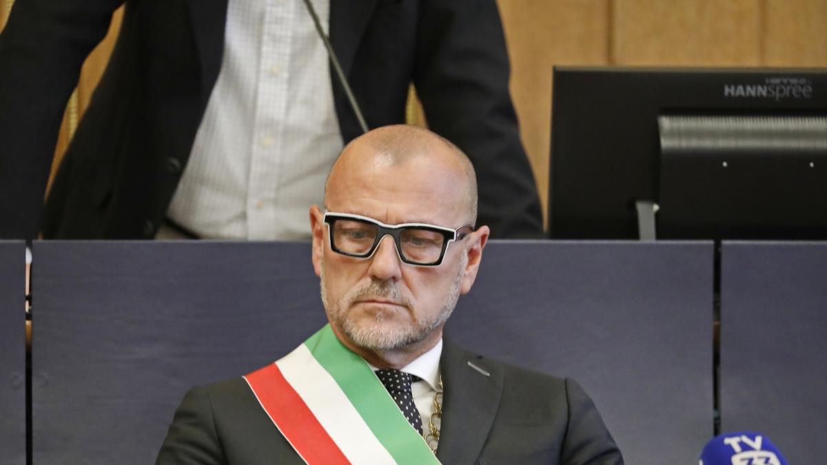 Bolzano, il Pd critica il sindaco Corrarati: «Le sue delibere sono insignificanti, la sua gestione è priva di contenuti»