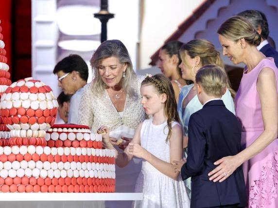 Carolina di Monaco compie 69 anni, la principessa che ha affascinato il mondo con il suo incanto e le sue storie d'amore