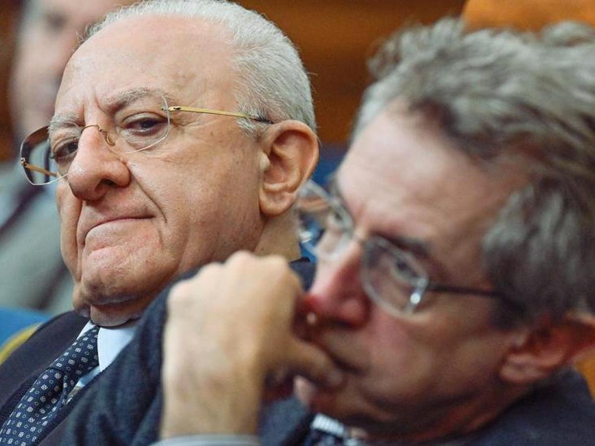 De Luca attacca Manfredi riguardo Bagnoli e San Carlo: Non c'è traccia del Comune a Napoli