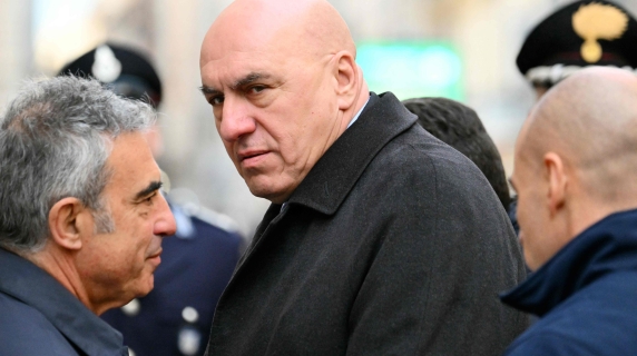 Diretta del ministro della Difesa Crosetto sulle comunicazioni riguardanti il decreto Ucraina