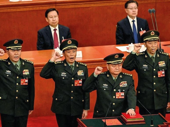 Generale vicino a Xi Jinping destituito per aver venduto segreti nucleari agli Stati Uniti