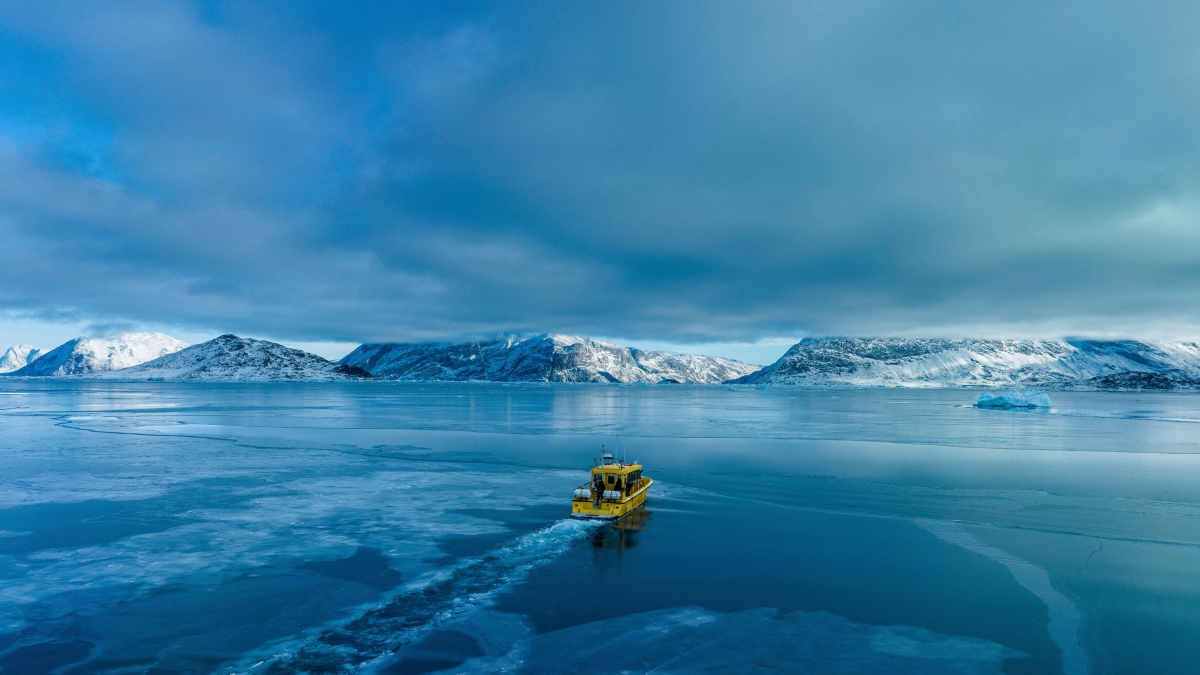 Groenlandia, l'inviato americano Jeff Landry accusa la Danimarca di occupazione, ma Nuuk respinge la volontà di controllo degli Stati Uniti