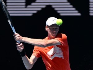 Guida alla visione degli Australian Open di oggi in tv e streaming: Sinner fa il suo esordio