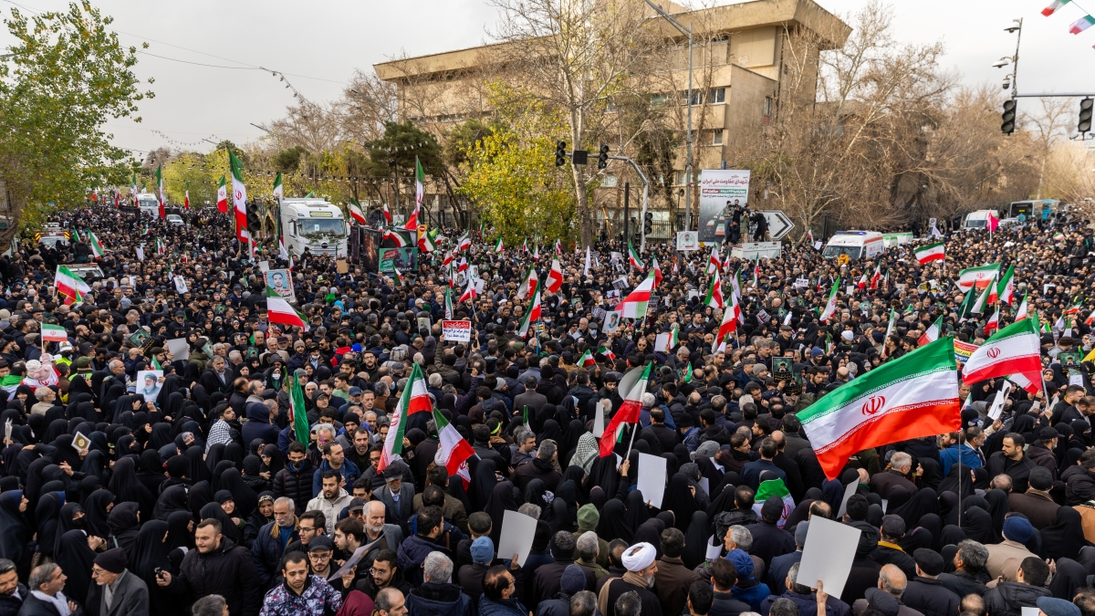 Il futuro dell'Iran senza Khamenei: un'analisi interna