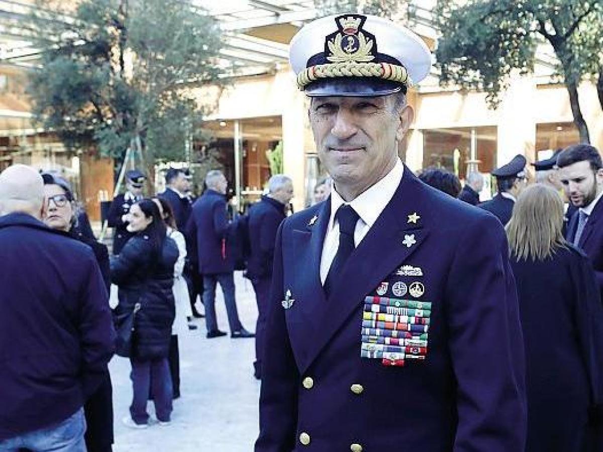 Il generale Berutti Bergotto: La Marina deve prevenire le sfide future e monitorare le navi russe nel Mediterraneo