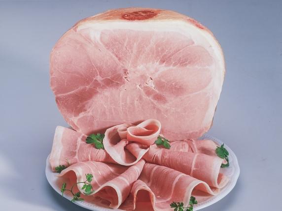 Il prosciutto cotto è cancerogeno? Certamente, insieme ad altri salumi e carni lavorate, e lo sappiamo dal 2015