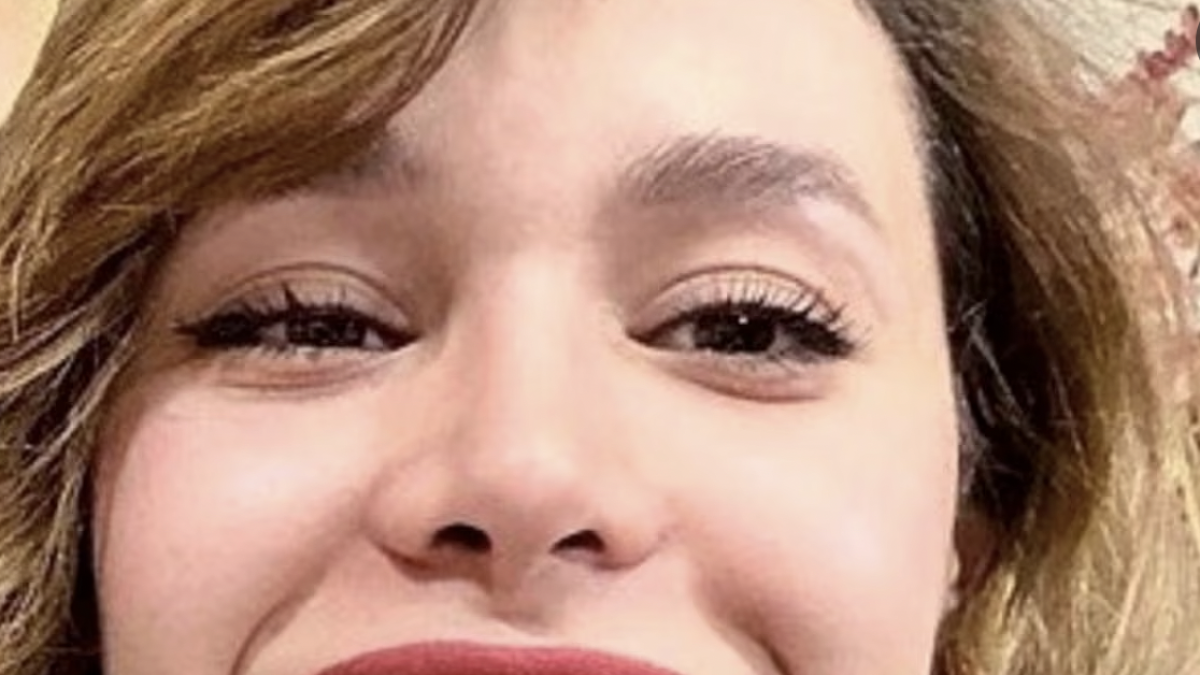 Iran, Rubina Aminian, la studentessa curda assassinata dal regime: era un simbolo di coraggio nella lotta per i diritti femminili