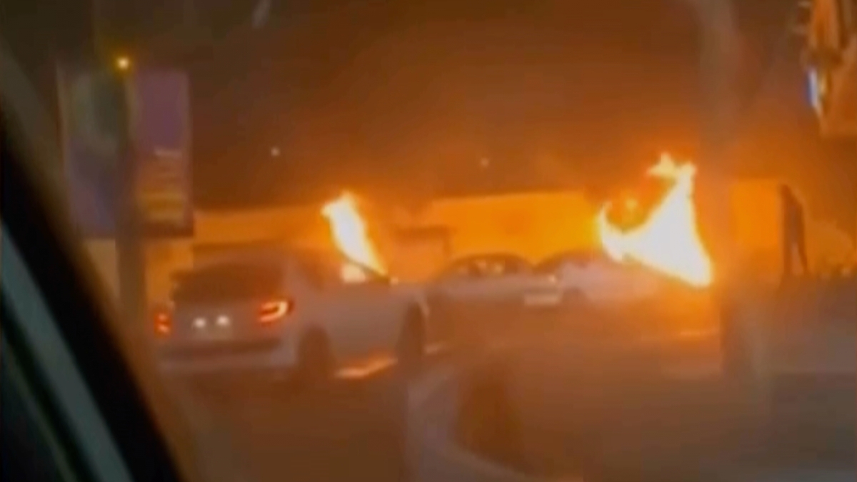 Iran-Usa, aggiornamenti in tempo reale: Netanyahu sollecita Trump a posticipare gli attacchi contro l'Iran, il presidente Usa non rivela le sue intenzioni, portaerei Lincoln diretta in Medio Oriente