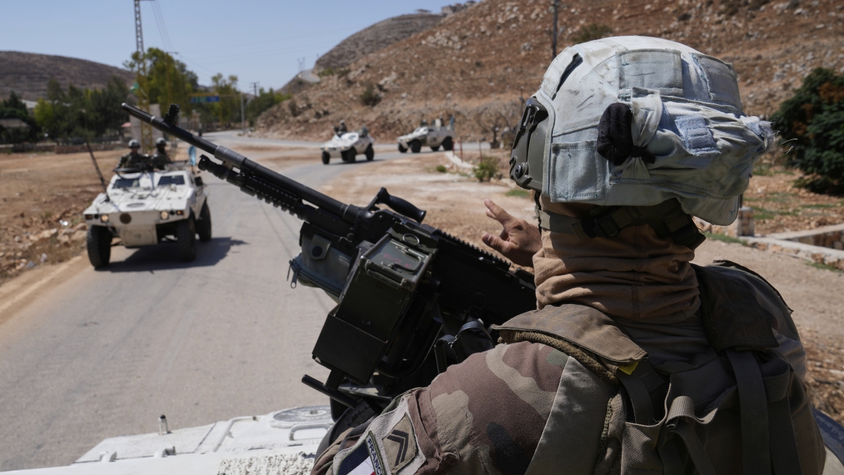 Israele colpisce con una bomba vicino ai soldati Unifil: violazione delle norme Onu e minaccia per la sicurezza e la stabilità