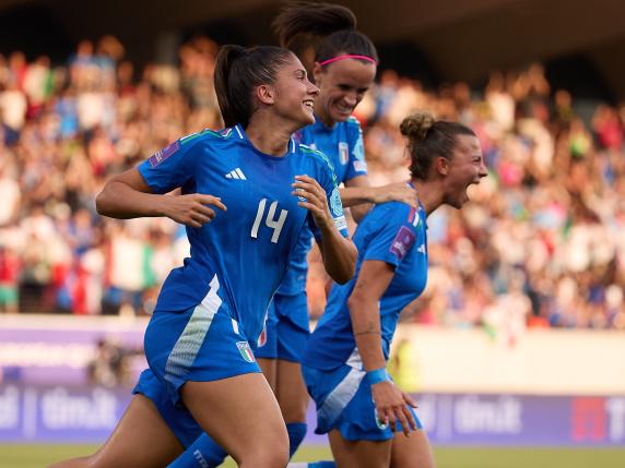 Italia femminile ai Mondiali 2027 a Reggio Calabria e Vicenza contro Svezia e Danimarca