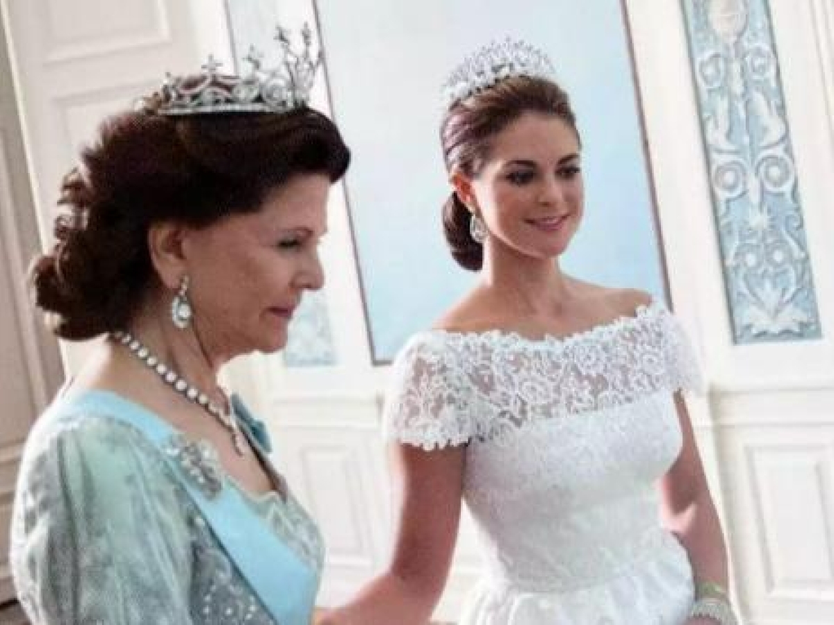 La regina olandese, numerose principesse e Jackie: Valentino ha rivestito le royal europee e oltre