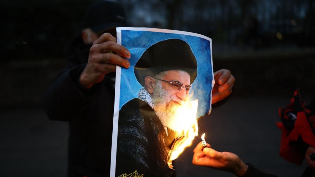 L'ascendente degli oligarchi sull'Iran