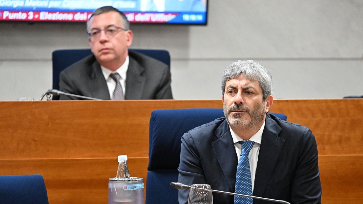 Le cinque strategie di Roberto Fico