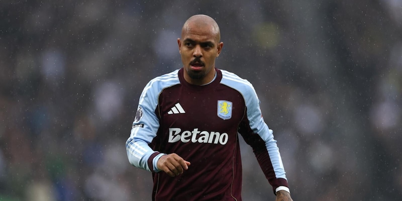 Massara intensifica le trattative dopo le incertezze su Raspadori: Roma prossima a Malen dopo Robinio Vaz