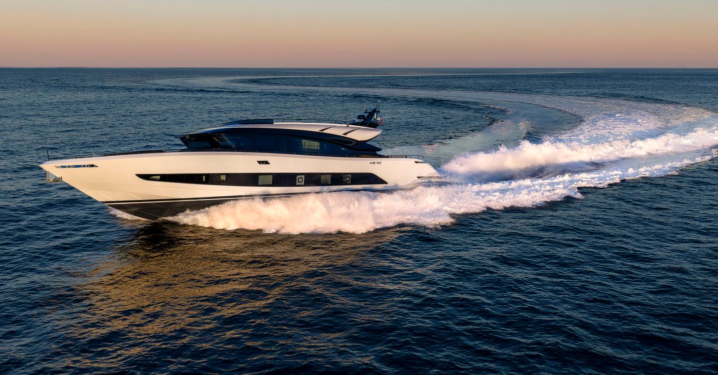 Next yacht group raggiunge un portafoglio ordini di 100 milioni