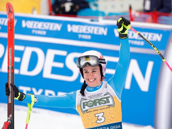 Nicol Delago trionfa nella discesa libera di Tarvisio in Coppa del Mondo di sci