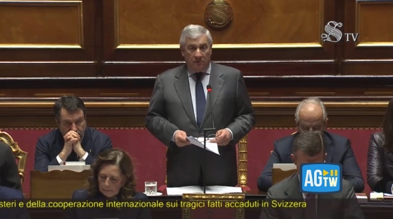 Tajani commenta la tragedia di Crans-Montana: «Raramente ho sentito un dolore così profondo»