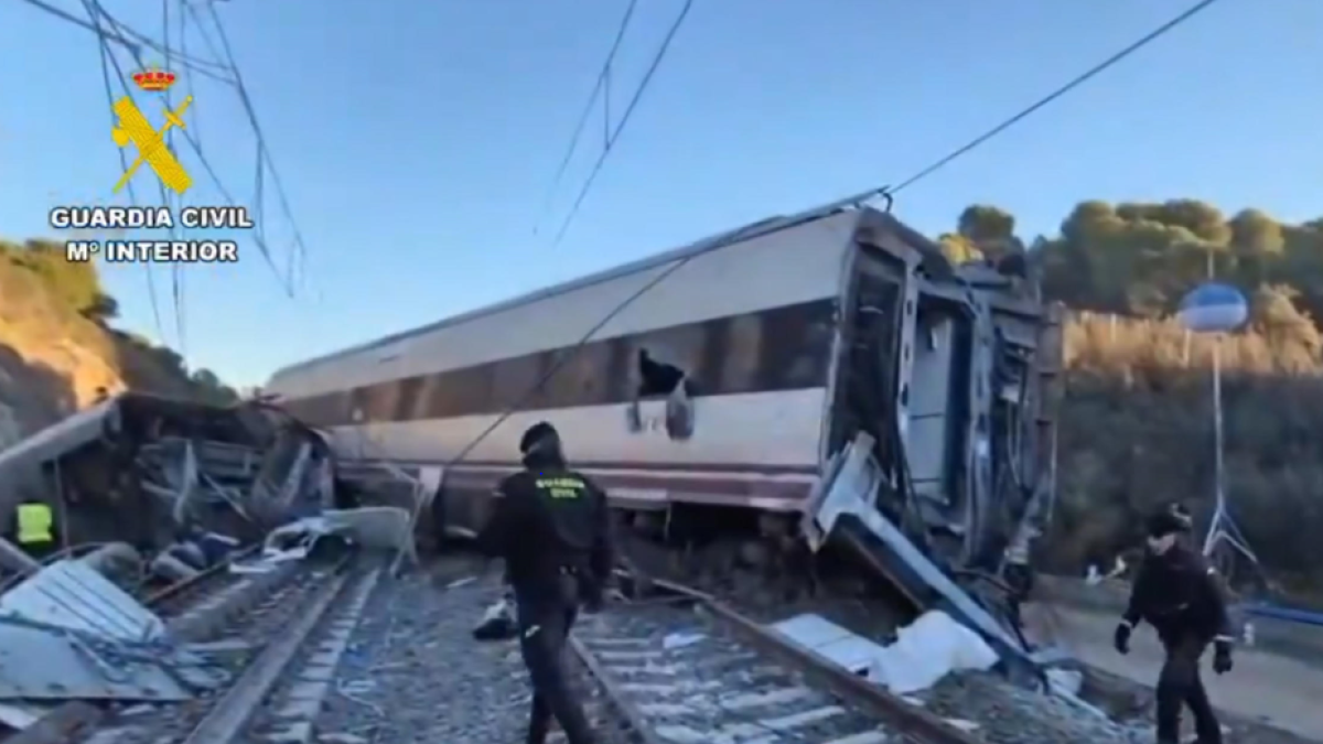 Tragedia ferroviaria in Andalusia: un impatto devastante e il mistero del vagone numero 8