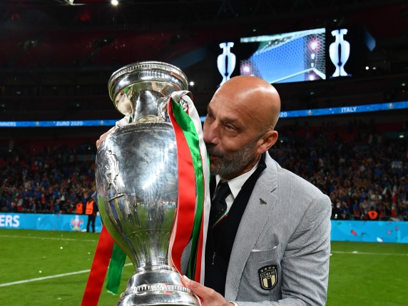 Vialli: un talento brillante accompagnato da sorriso, impegno, sofferenza e amore per il prossimo
