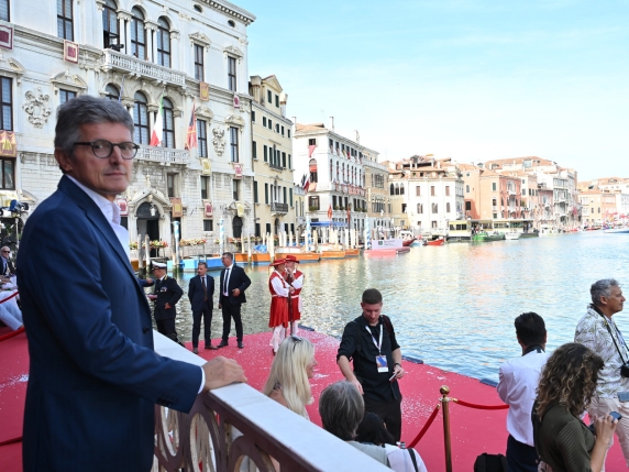 Andrea Martella, candidato del centrosinistra, punta a riprendere il Comune di Venezia