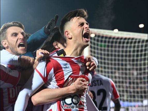 Calcio, derby Vicenza-Cittadella 4-1: trionfo convincente e la promozione in B si avvicina sempre di più