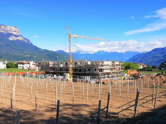 Estensione della sospensione sul numero di posti letto, i sostenitori della protezione protestano: è ora di fermare l'edilizia turistica e le concessioni