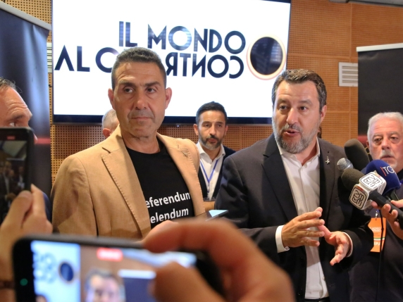 Il paradosso Vannacci, da sostenitore a distruttore della Lega toscana