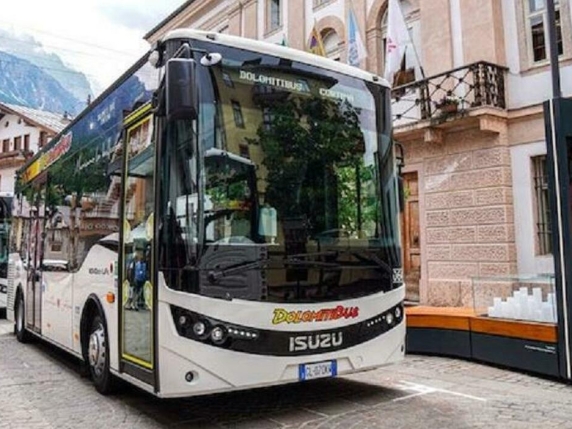 Il servizio di autobus esclusivo tra Calalzo e Cortina: 10 euro al giorno o 150 durante le Olimpiadi