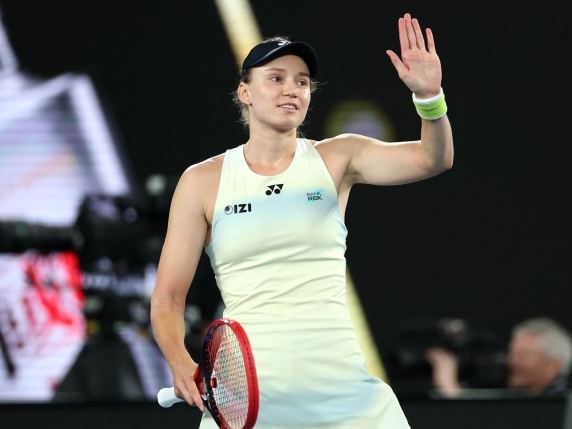 La malinconica vittoria di Rybakina agli Australian Open con un premio di 2,4 milioni di euro che sa di lutto