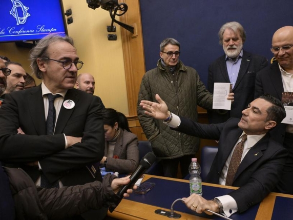 Le implicazioni della tentata invasione di CasaPound alla Camera per Salvini e i suoi alleati