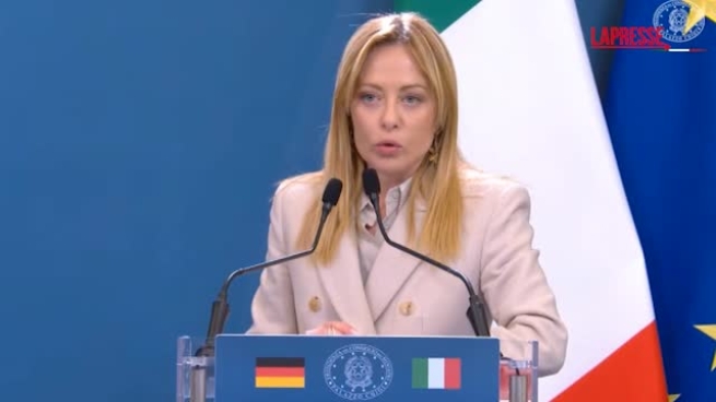 Meloni e Merz si incontrano a Roma: urgenza di risposte concrete senza atteggiamenti infantili