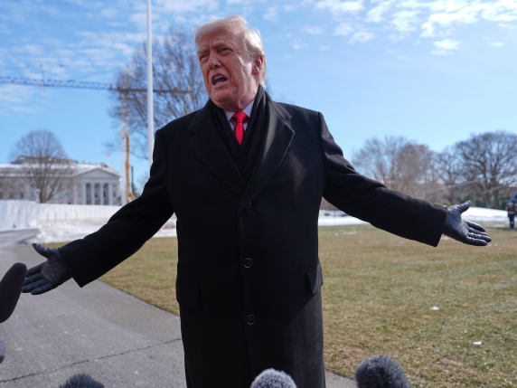 Minneapolis, due giorni che hanno persuaso Trump a fare un passo indietro: un rapporto contraddice l'Ice