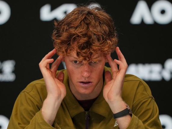 Sinner riflette sulla sconfitta con Djokovic all'Australian Open: "È doloroso, ho perso tante opportunità. Spero di imparare da questa esperienza"