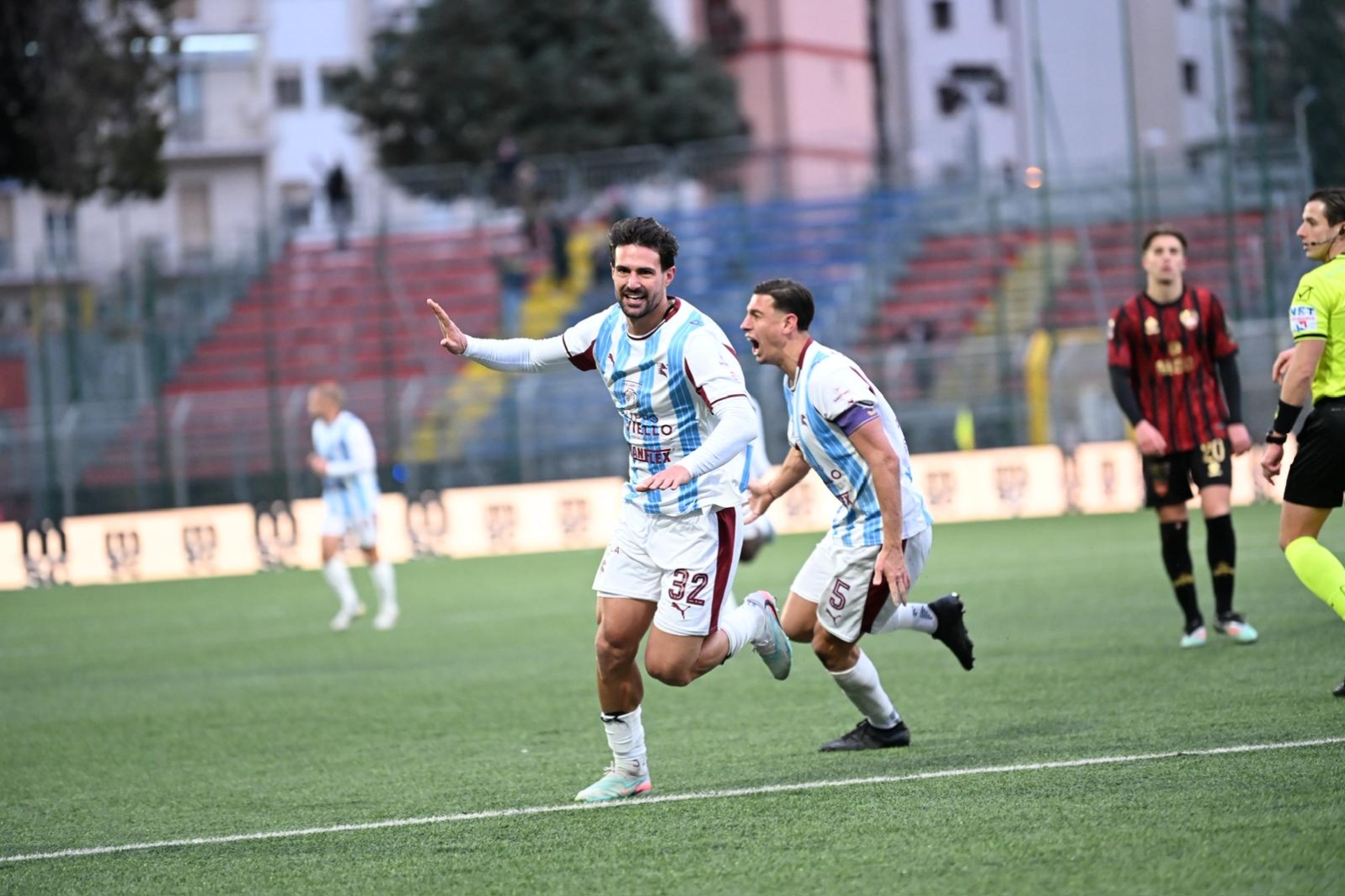 Sorrento contro Salernitana, le immagini dell'incontro