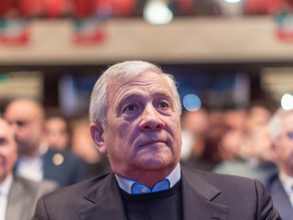 Tajani: Robinson non rappresenta i miei principi, non incontrerò Salvini