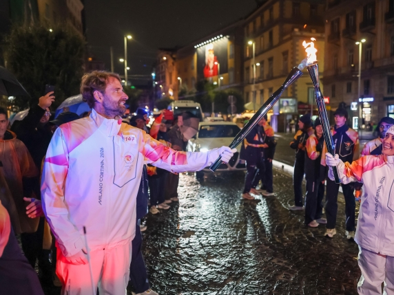 Trento pronta per l'arrivo della fiaccola olimpica, esercenti contro la rimozione dei plateatici