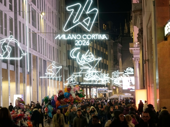 Guida ai trasporti a Milano per le Olimpiadi: metropolitana, tram e autobus, orari e itinerari. La torcia raggiunge Lecco